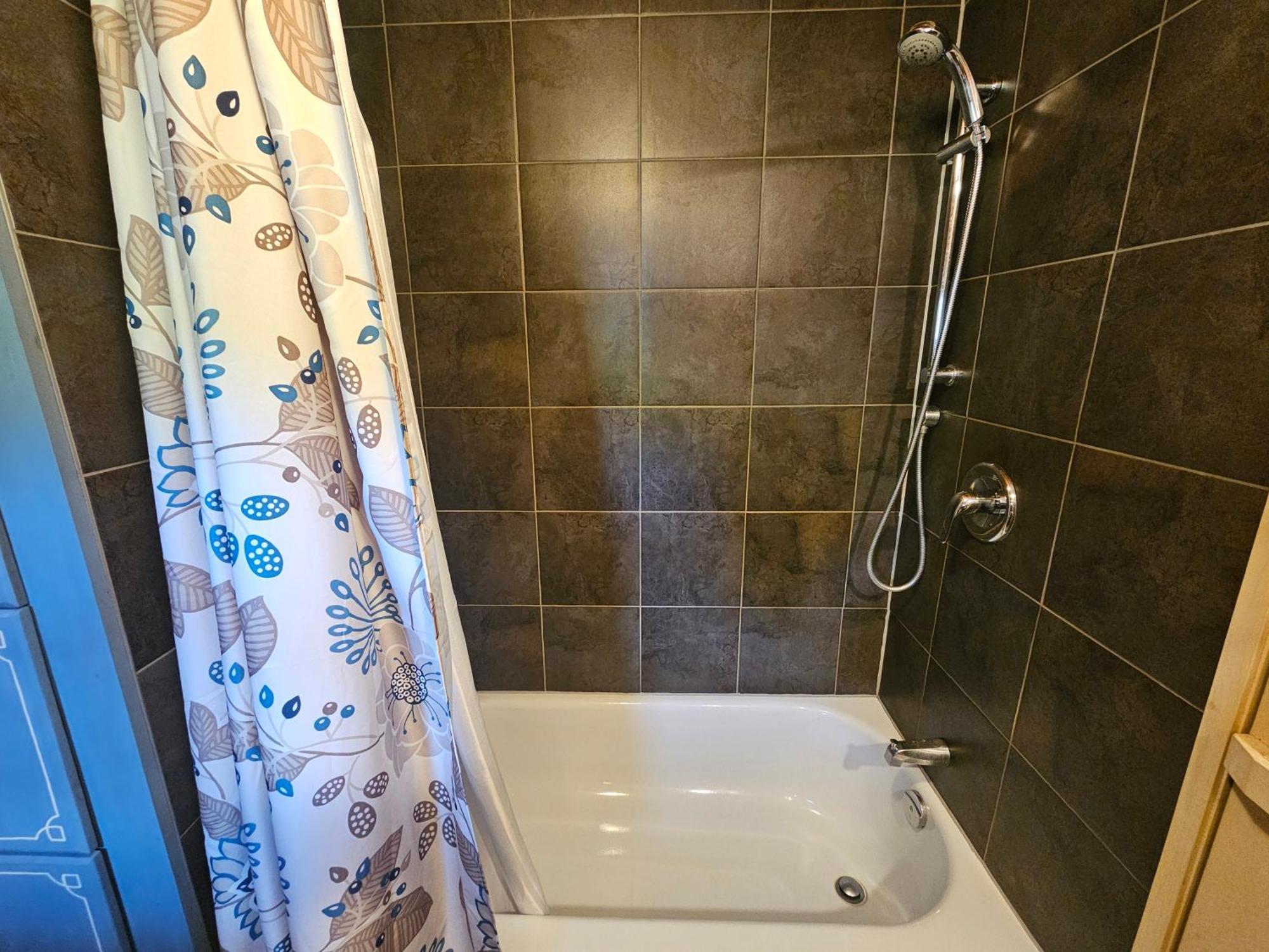 Le Repaire Viking Bed and Breakfast Sainte-Rose-du-Nord Esterno foto
